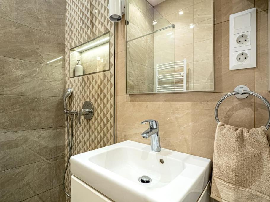 Westend Apartment Budapest Eksteriør bilde